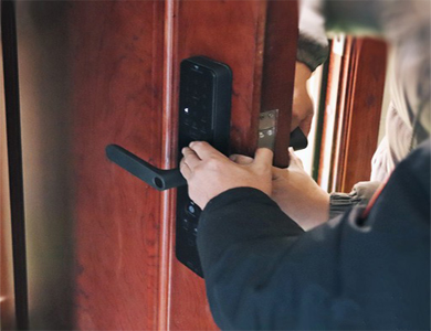 蓝田24小时上门开锁公司